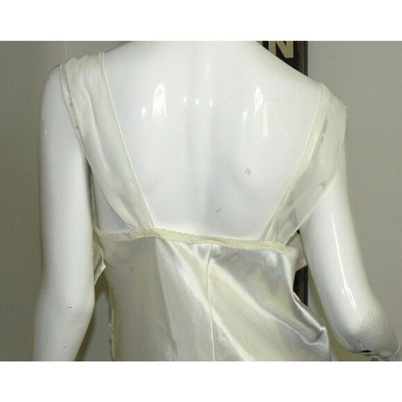 Intimo Amore Nightgown Women's Size Medium Ivory White Beaded Lace - Picture 4 of 11